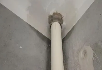 察隅卫生间测漏水之渗水防护